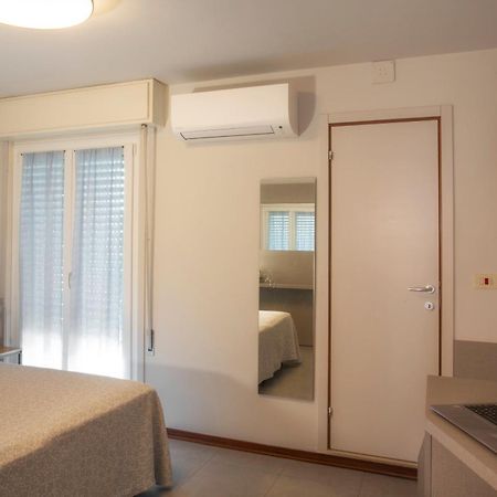 Hotel Norma Misano Adriatico Zimmer foto
